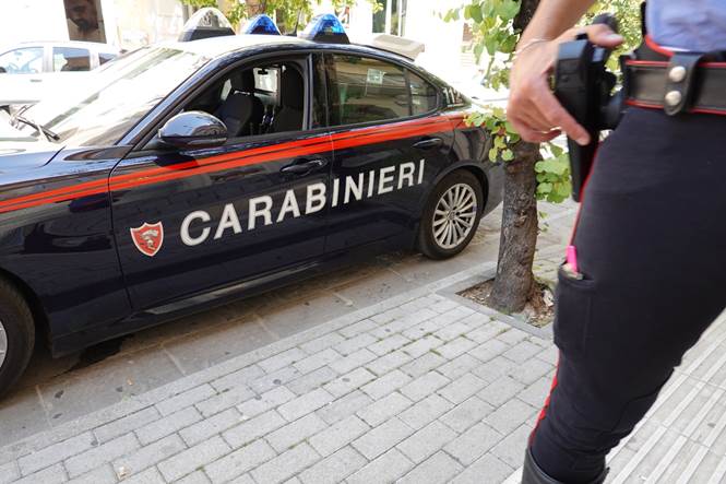 Carabineri 120924