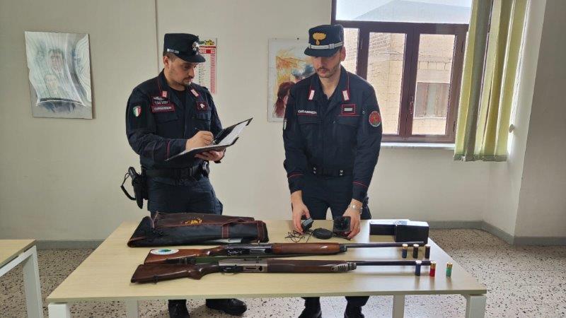 Carabinieri 021123C