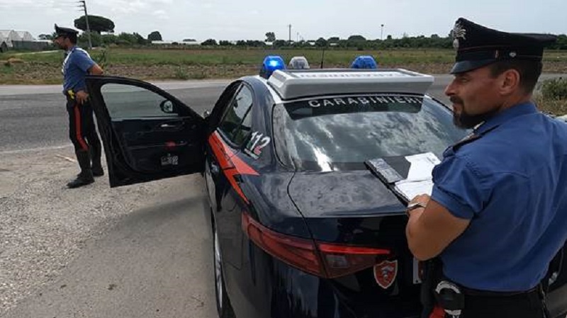 carabinieri bloccoauto