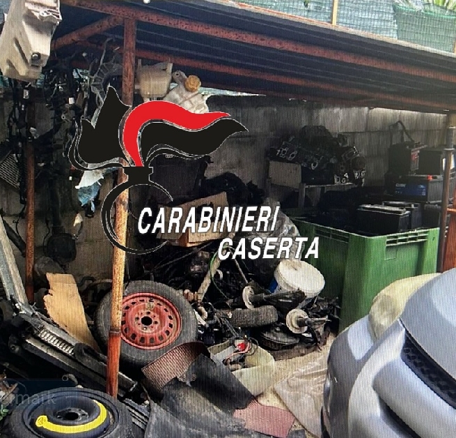 carabinieri depositoautoabusivo